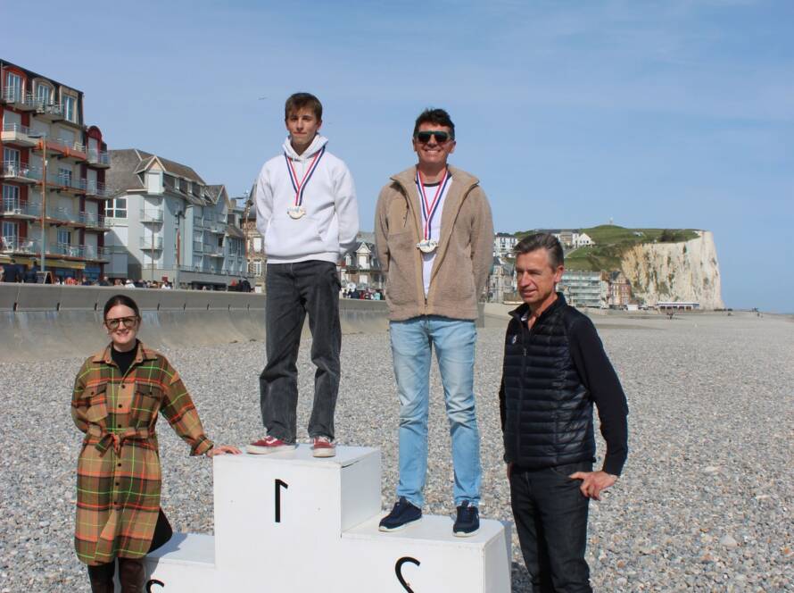 Challenge départemental de planche à voile à Mers-les-Bains : des conditions engagées
