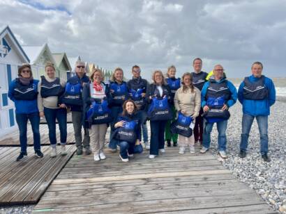 Dotation de gilets de sauvetage par la Banque Populaire du Nord aux clubs de voile de la Somme